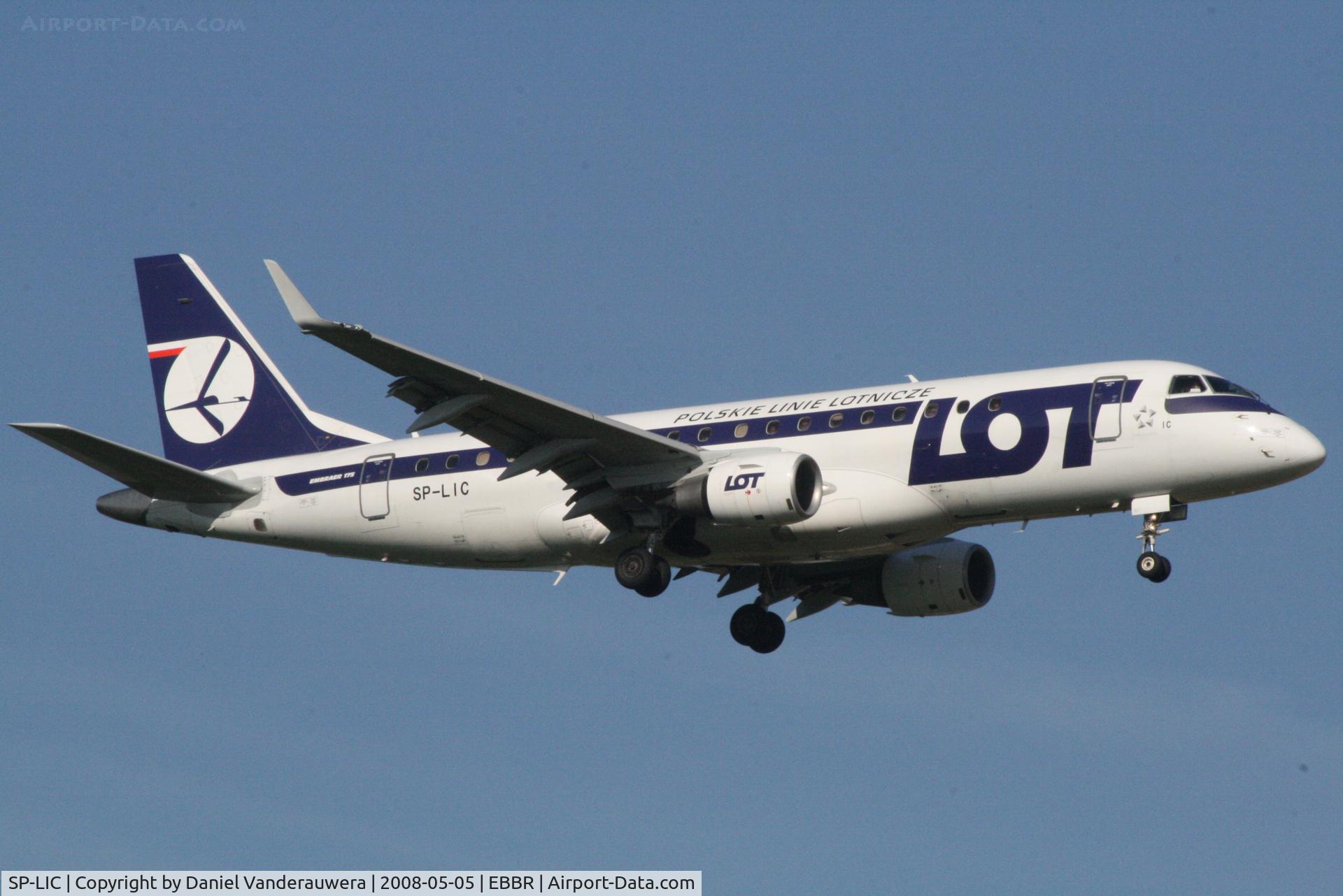 SP-LIC, 2006 Embraer 175LR (ERJ-170-200LR) C/N 17000134, arrival of flight LO235 to rwy 02