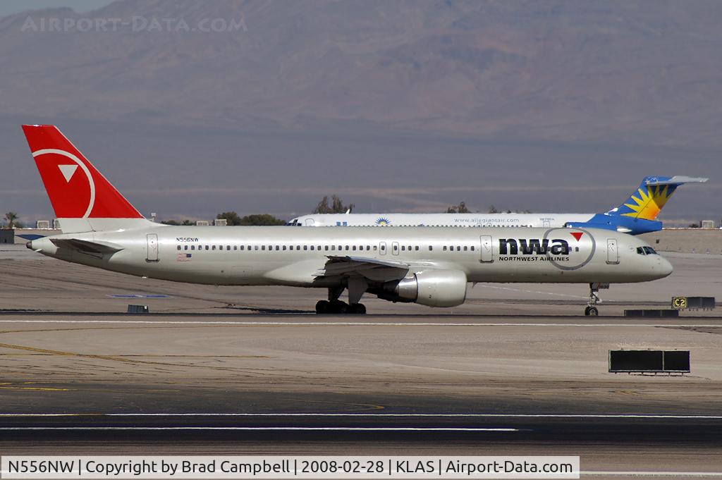 N556NW, 2002 Boeing 757-251 C/N 33392, Northwest Airlines / 2002 Boeing 757-251