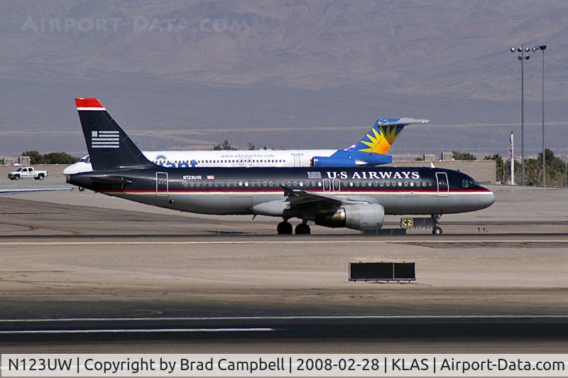 N123UW, 2000 Airbus A320-214 C/N 1310, US Airways / 2000 Airbus Industrie A320-214