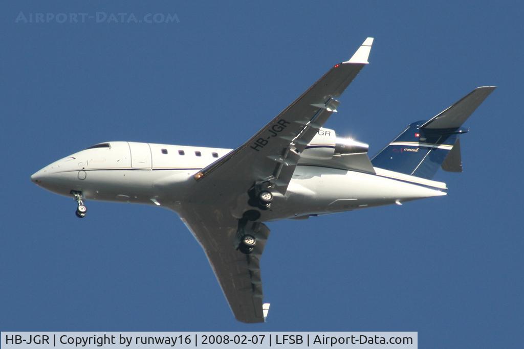 HB-JGR, 2005 Bombardier Challenger 604 (CL-600-2B16) C/N 5624, landing on ILS-34