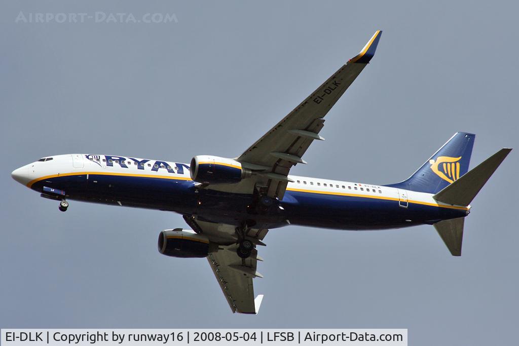 EI-DLK, 2006 Boeing 737-8AS C/N 33592, landing on rwy 34