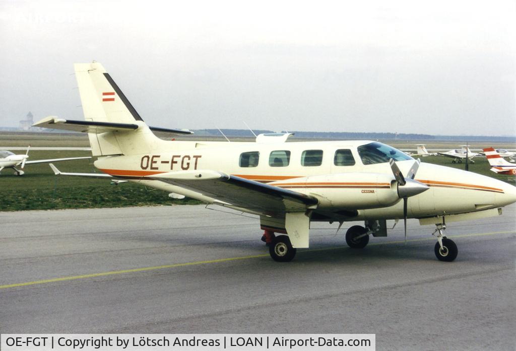 OE-FGT, Cessna T303 Crusader C/N T30300086, scanned from paperpicture, Private used