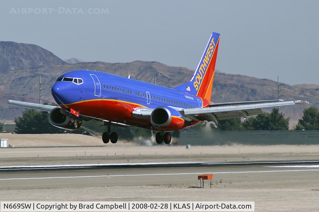 N669SW, 1987 Boeing 737-3A4 C/N 23752, Southwest Airlines / 1987 Boeing 737-3A4