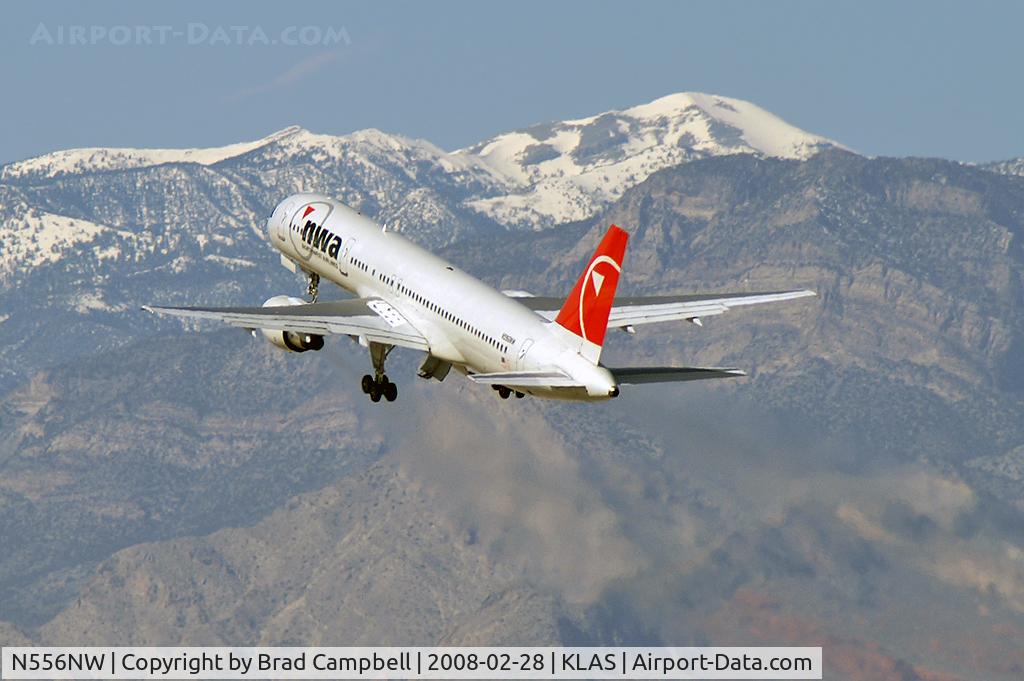 N556NW, 2002 Boeing 757-251 C/N 33392, Northwest Airlines / 2002 Boeing 757-251