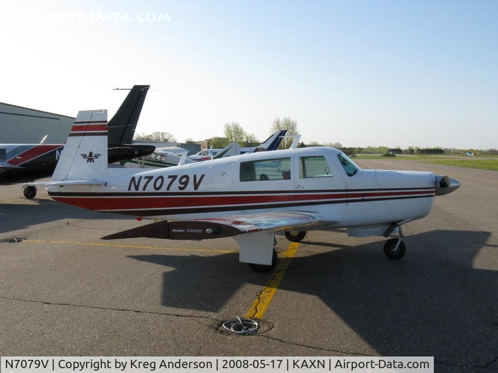 N7079V, 1976 Mooney M20F Executive C/N 22-1415, First out-of-towner at the 2008 Armed Forces Day Fly-in