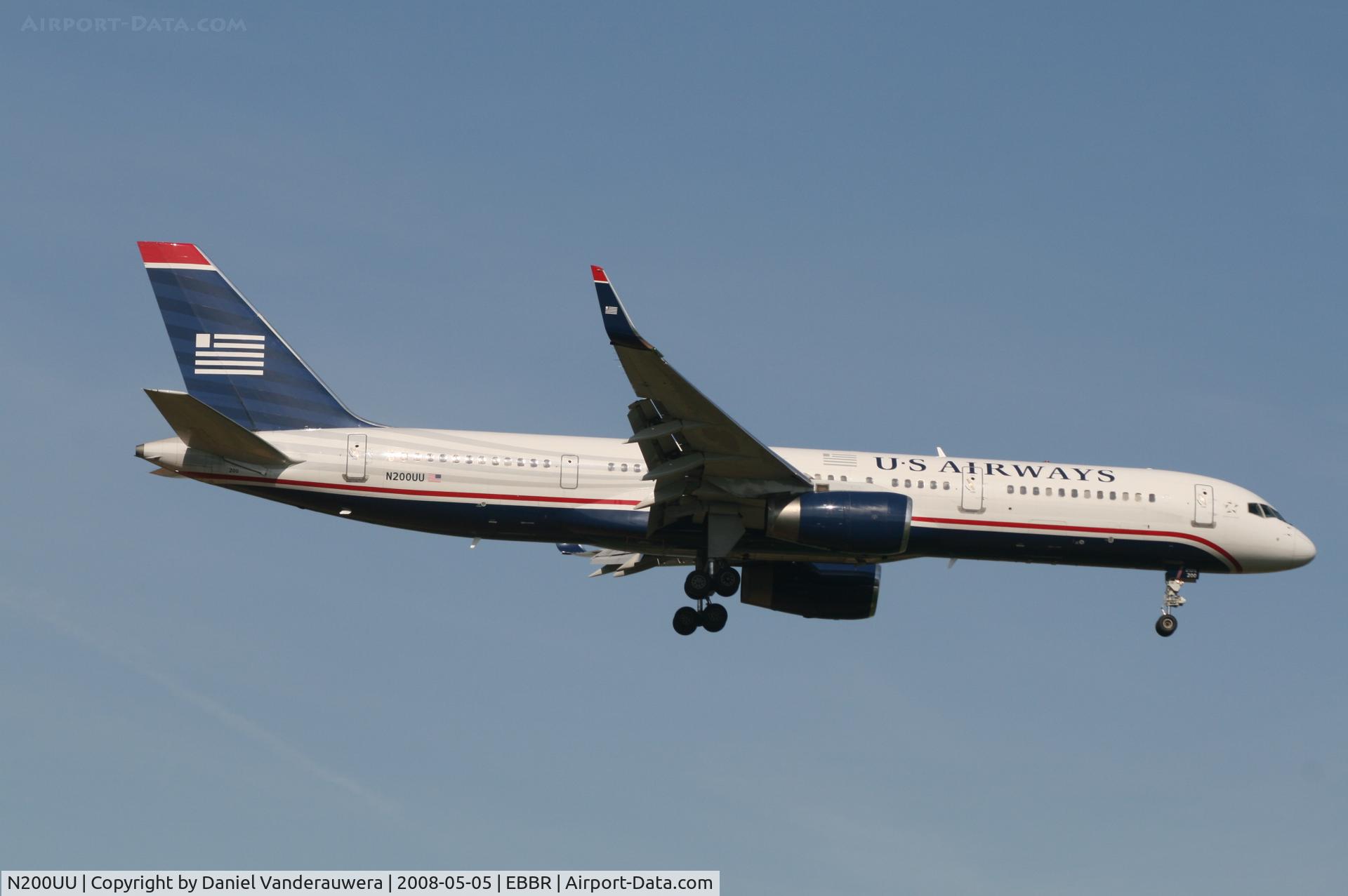 N200UU, 1995 Boeing 757-2B7 C/N 27809, arrival of flight US750 to rwy 02