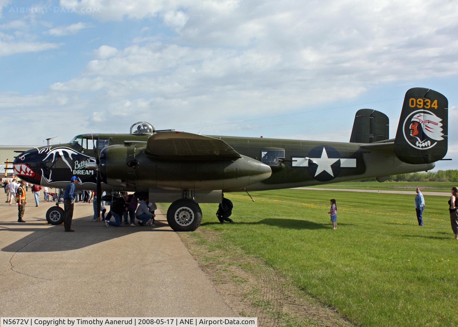 N5672V, 1945 North American B-25J Mitchell Mitchell C/N 108-47686, Blaine Aviation Weekend 2008