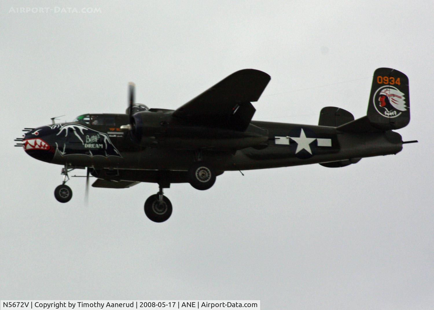 N5672V, 1945 North American B-25J Mitchell Mitchell C/N 108-47686, Returning from the Minnesota State Capital Fly-Over