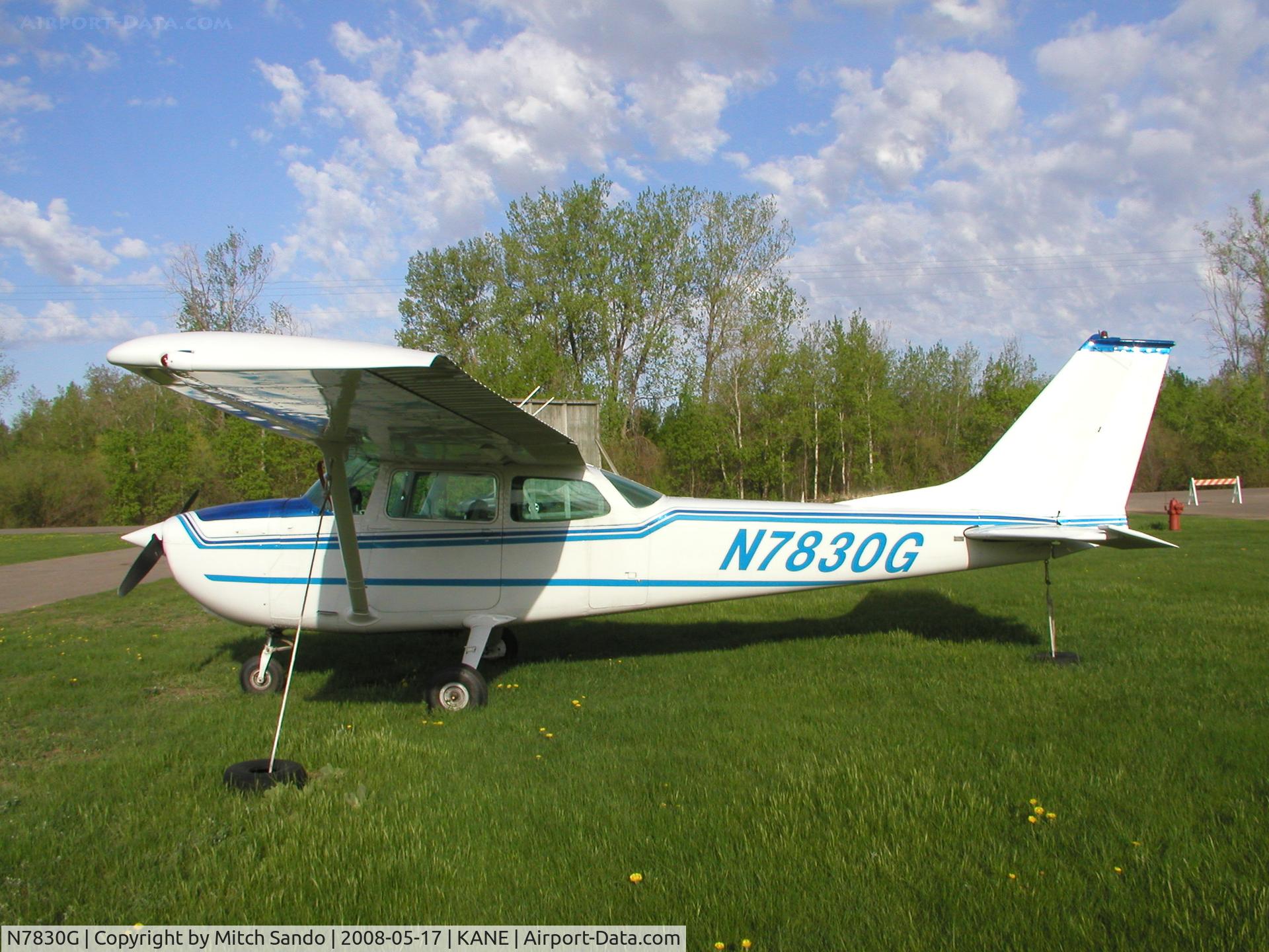 N7830G, 1970 Cessna 172L C/N 17259530, Tied down at Anoka County.