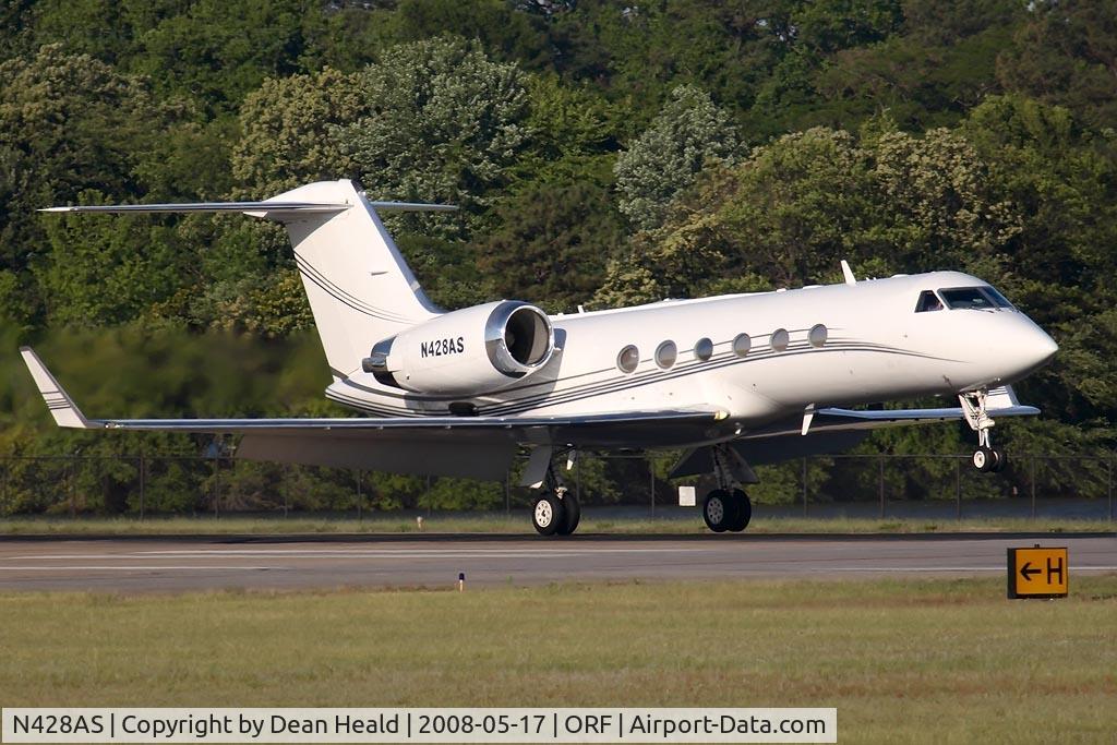 N428AS, 1978 Hawker Siddeley HS125 700A C/N 257026, Sandler Management Group Gulfstream G-IV N428AS landing on RWY 23.