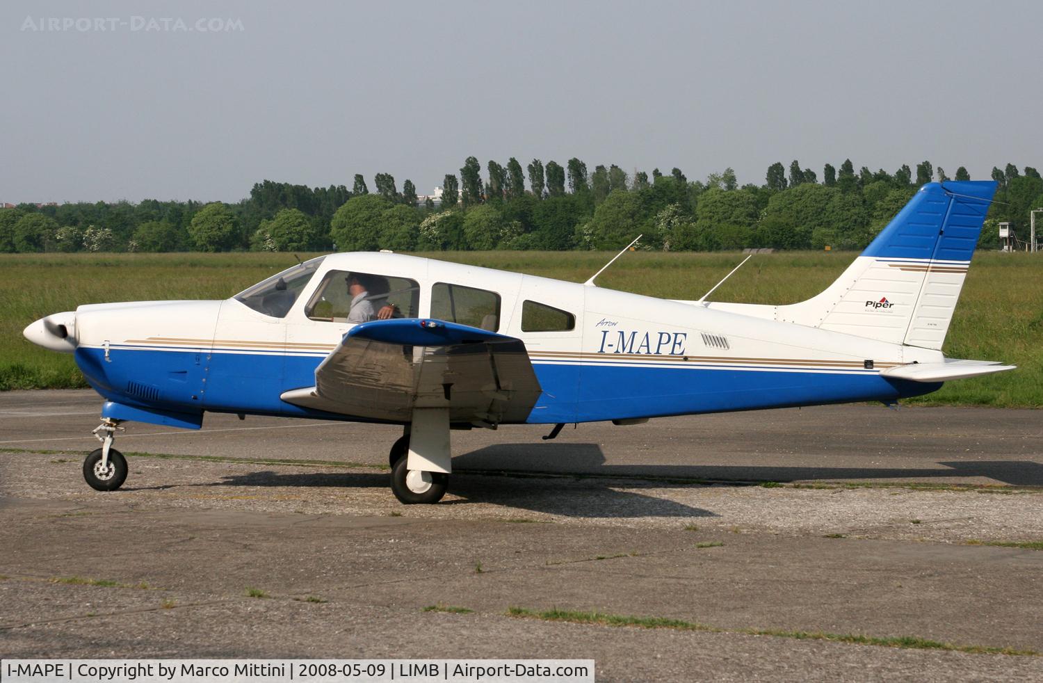 I-MAPE, Piper PA-28R-201 Cherokee Arrow III C/N 2844007, At Milano Bresso airport