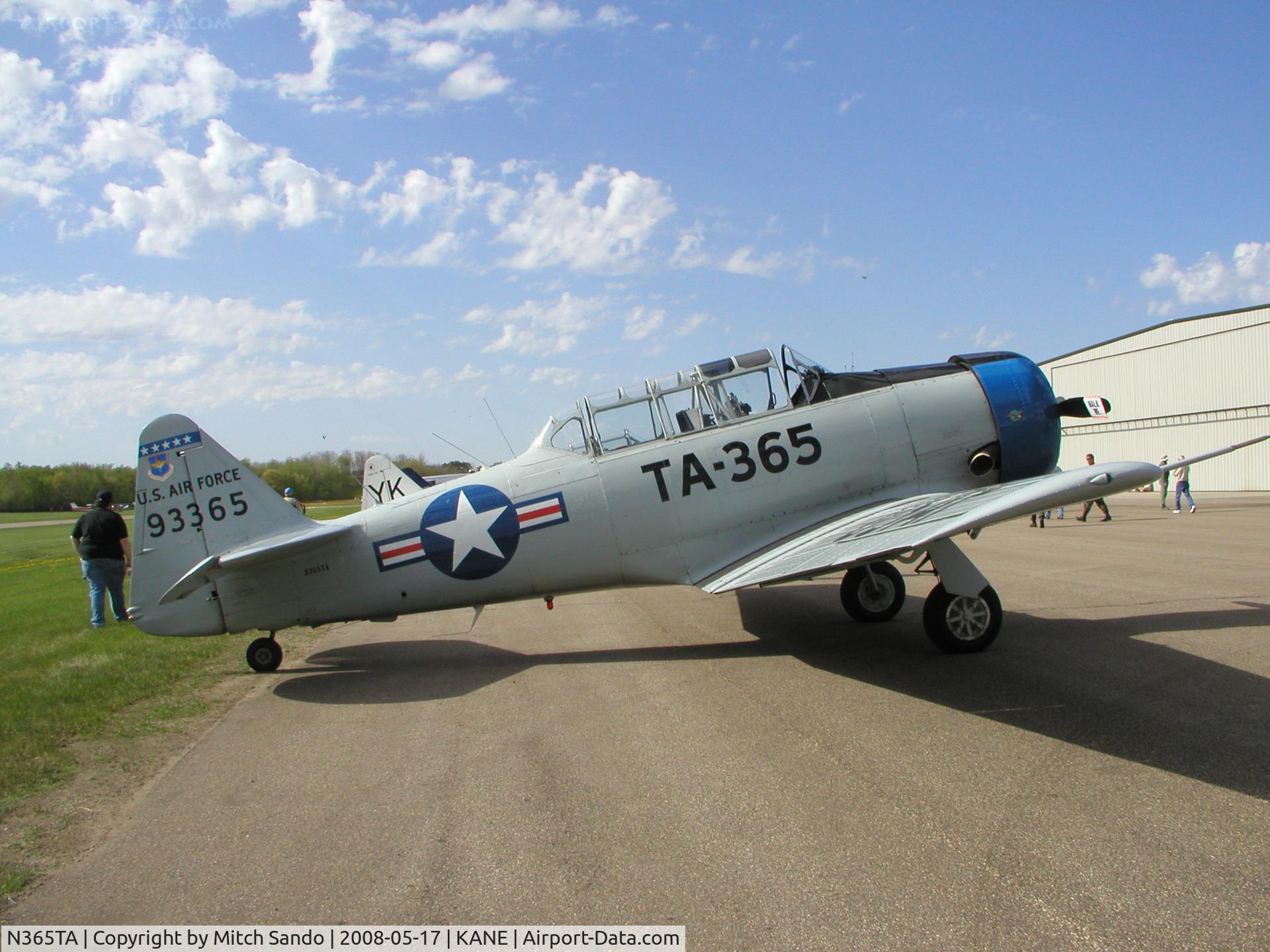 N365TA, 1951 North American T-6G Texan C/N 168-479, Blaine Aviation Weekend '08.
