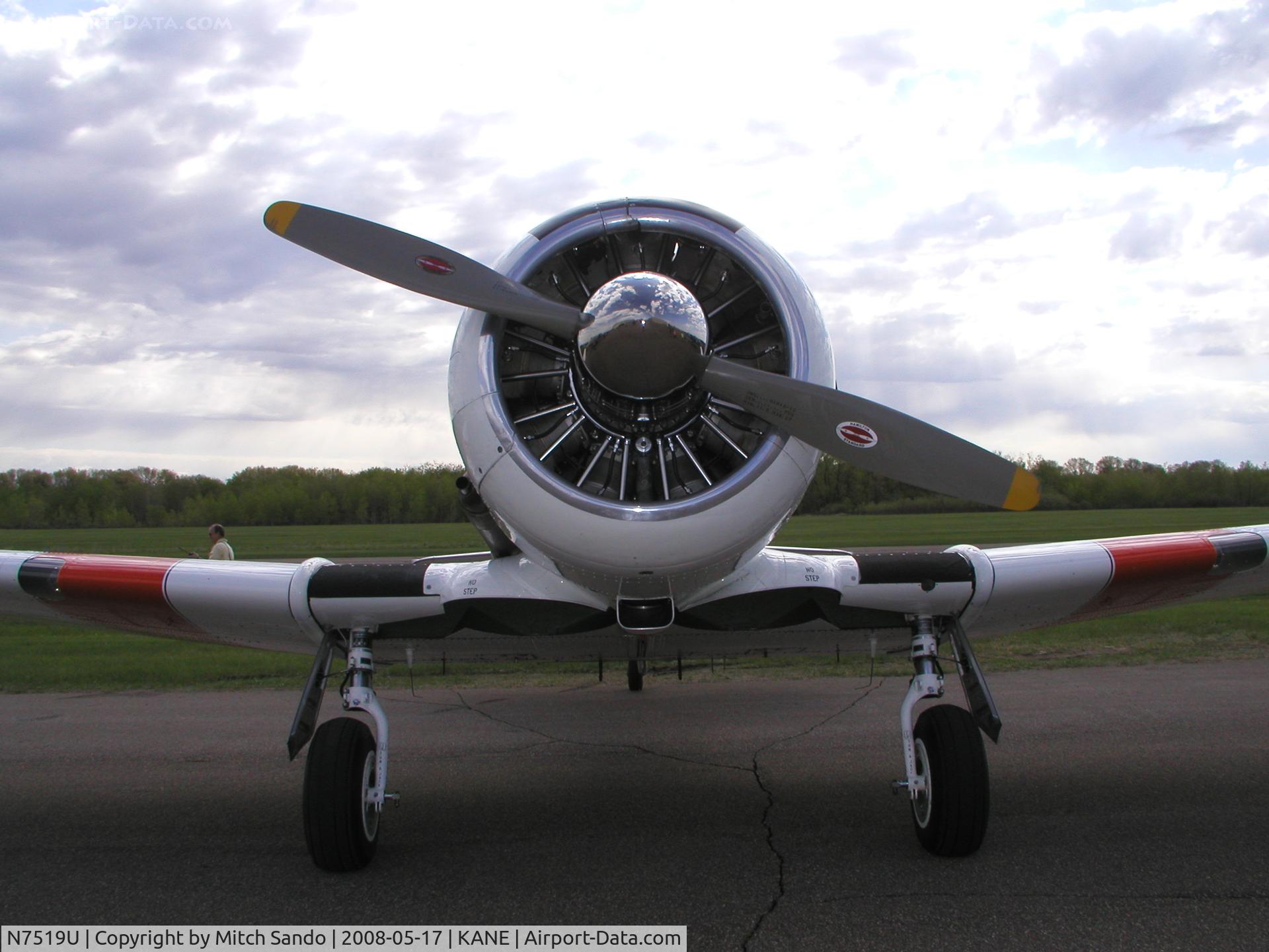 N7519U, 1952 Canadian Car & Foundry Harvard MK IV C/N CCF4-237, Blaine Aviation Weekend '08.