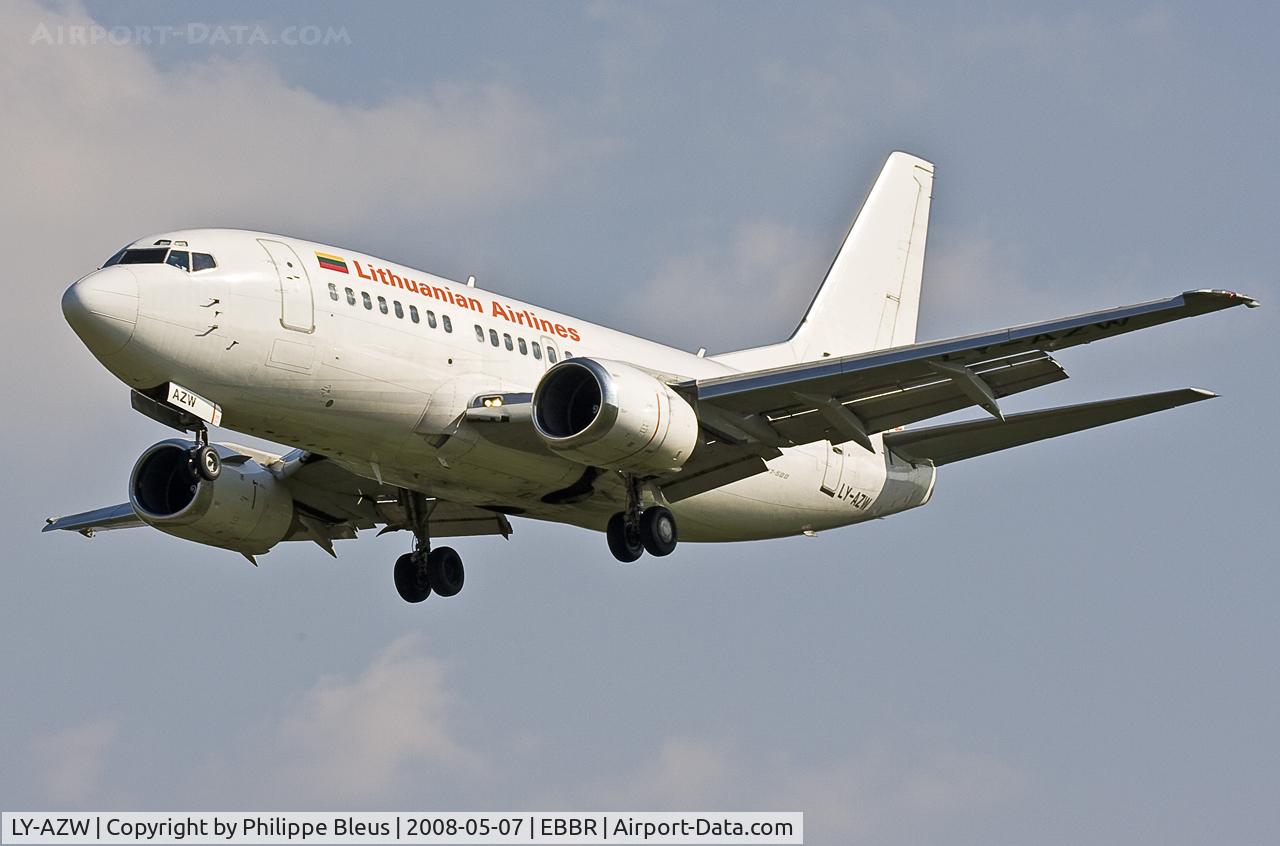 LY-AZW, 1996 Boeing 737-58Q C/N 27629, White scheme on short final rwy 02.