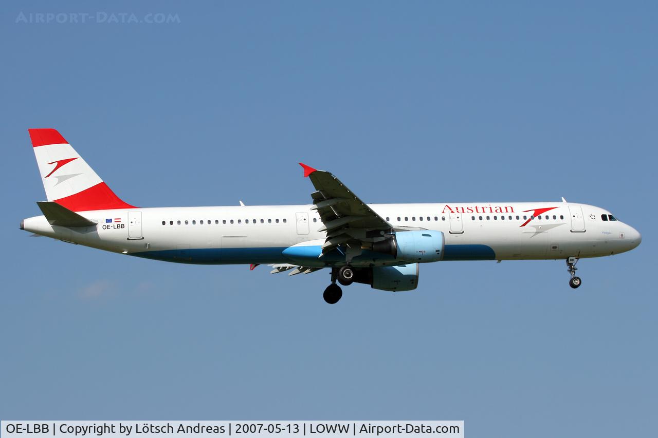 OE-LBB, 1995 Airbus A321-111 C/N 570, 
