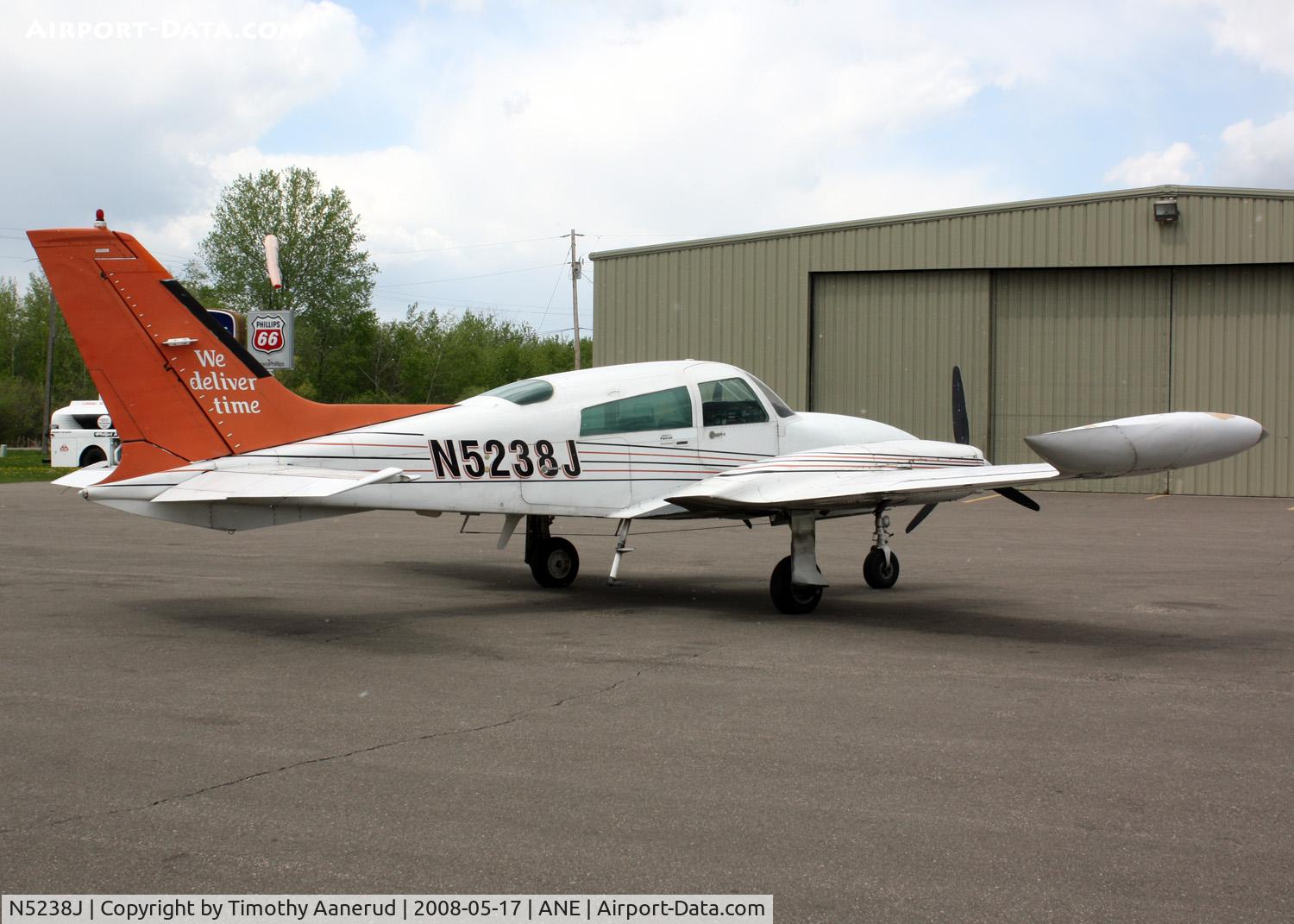 N5238J, 1976 Cessna 310R C/N 310R0810, 1976 Cessna 310R, c/n 310R0810, Parked at Anoka County