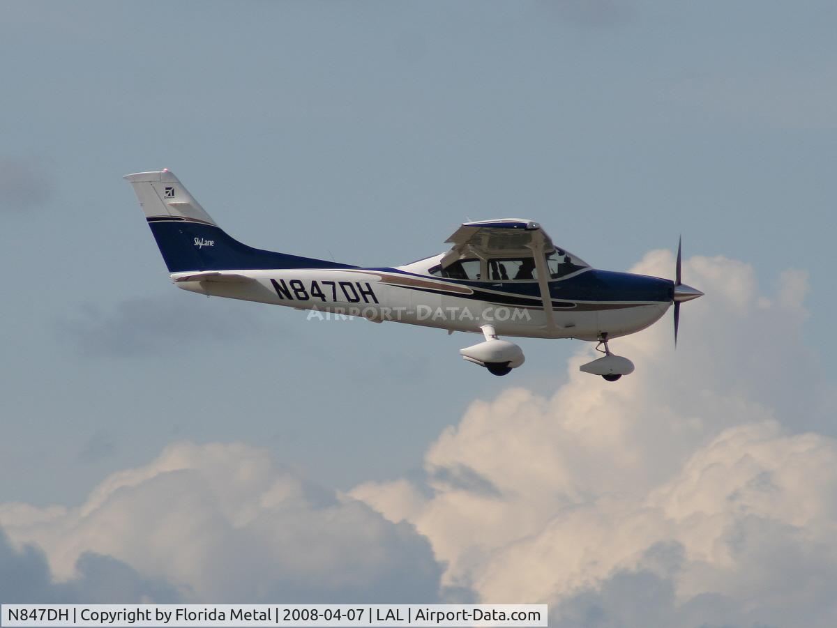 N847DH, 2004 Cessna 182T Skylane C/N 18281471, Cessna 182T