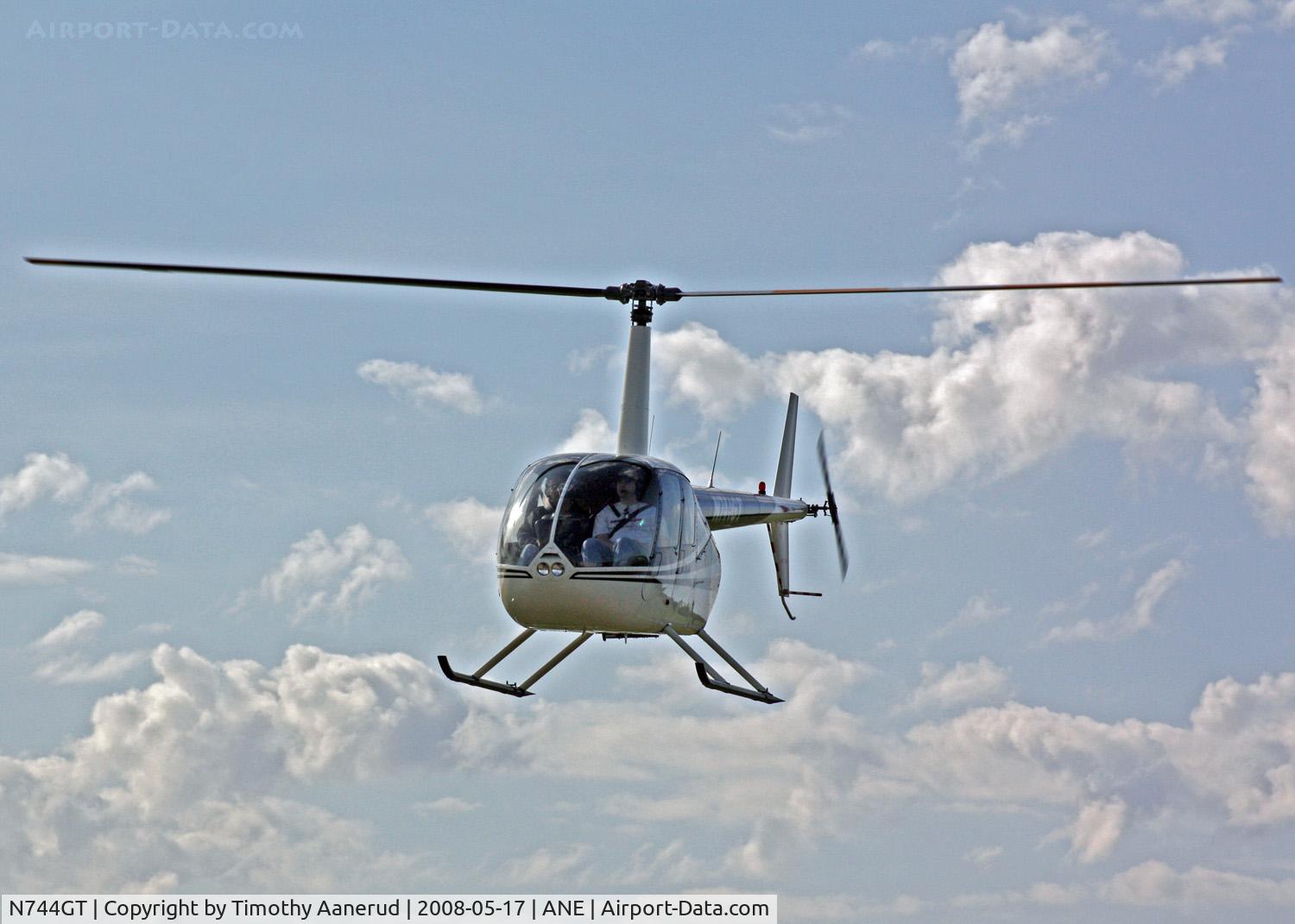 N744GT, 1999 Robinson R44 C/N 0624, Blaine Aviation Weekend 2008, giving rides for a fee