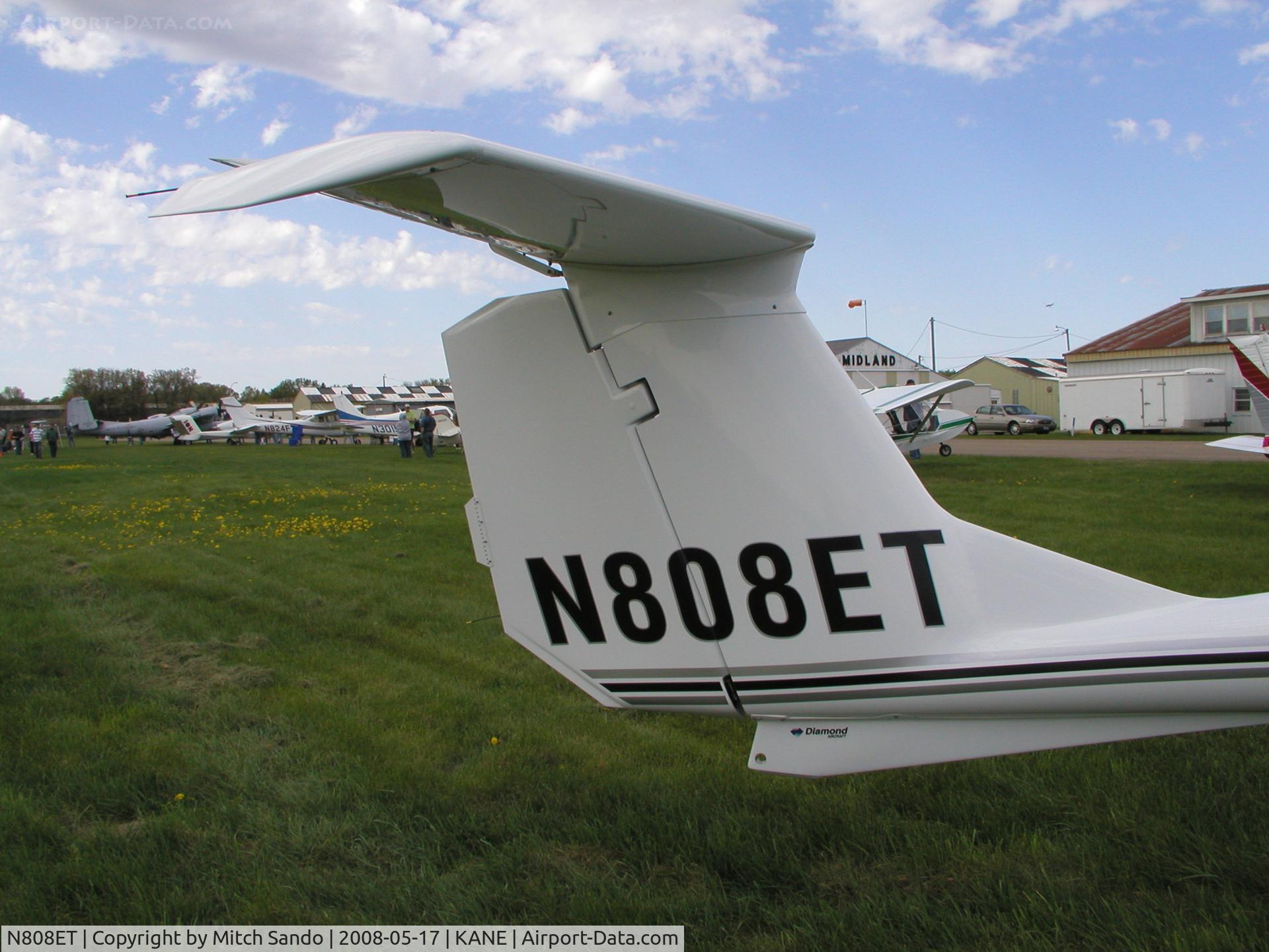 N808ET, 2007 Diamond DA-40 Diamond Star C/N 40.808, Blaine Aviation Weekend '08.
