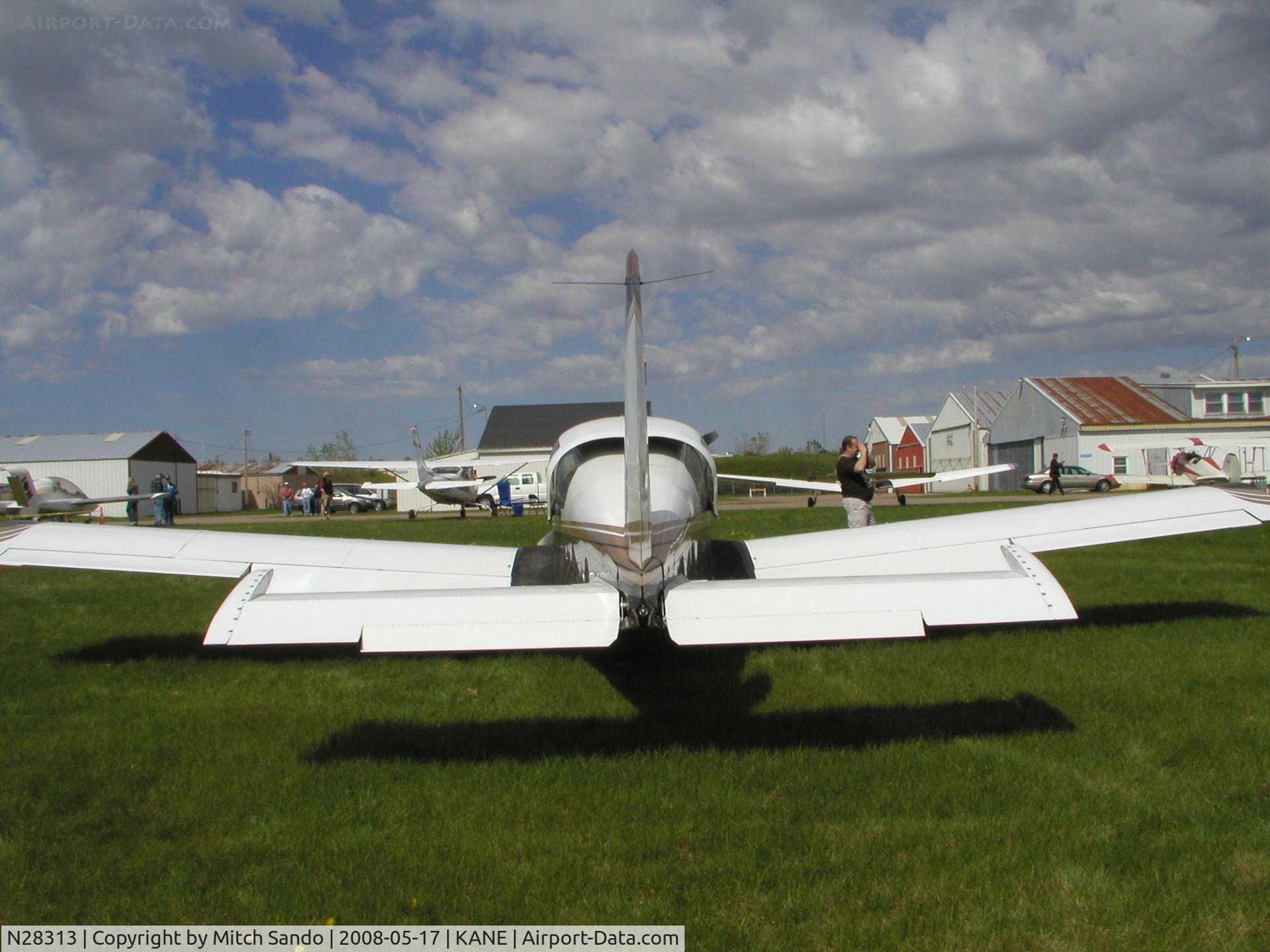 N28313, Grumman American AA-5B Tiger C/N AA5B0556, Blaine Aviation Weekend '08.