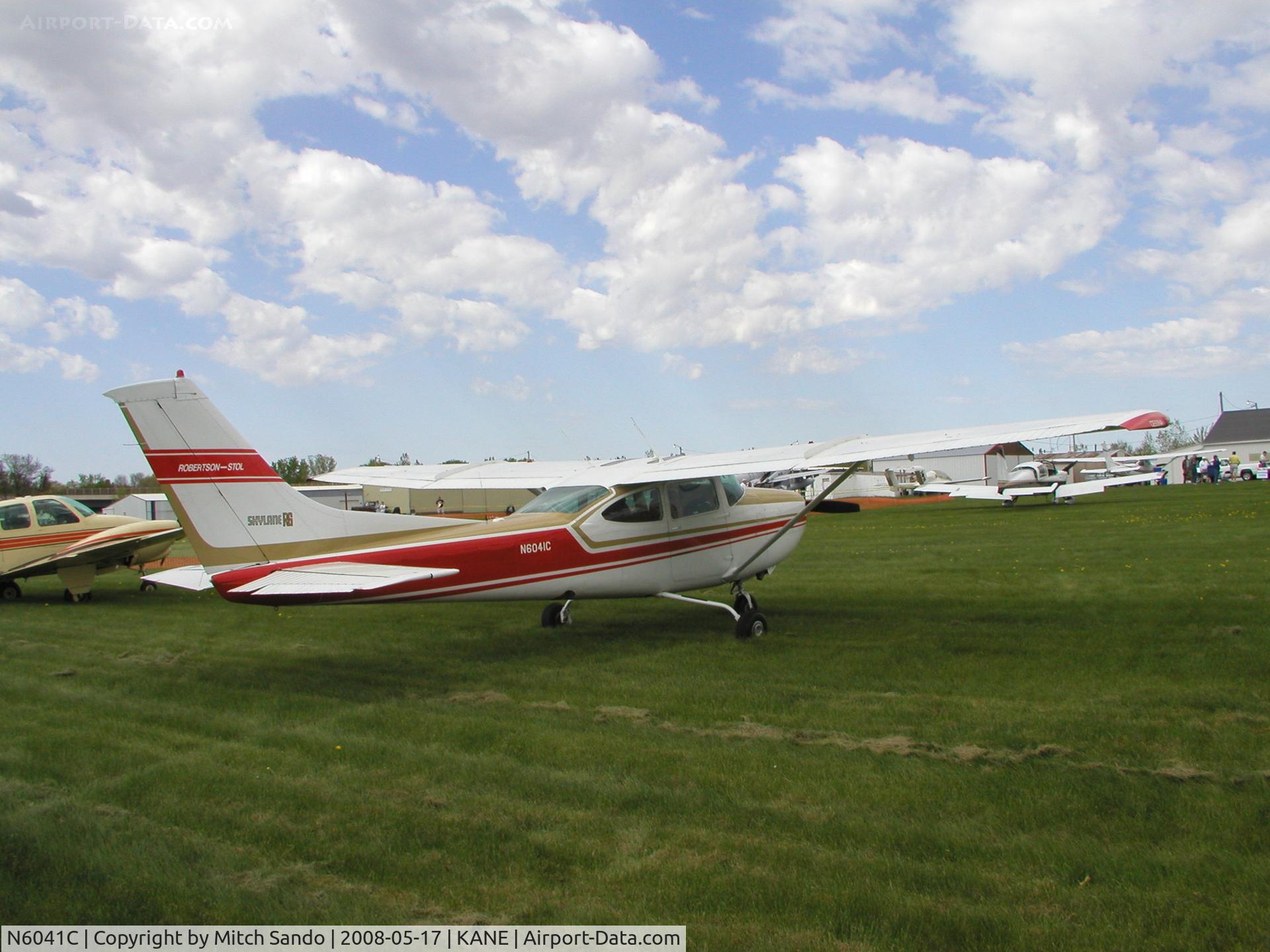 N6041C, 1978 Cessna R182 Skylane RG C/N R18200361, Blaine Aviation Weekend '08.