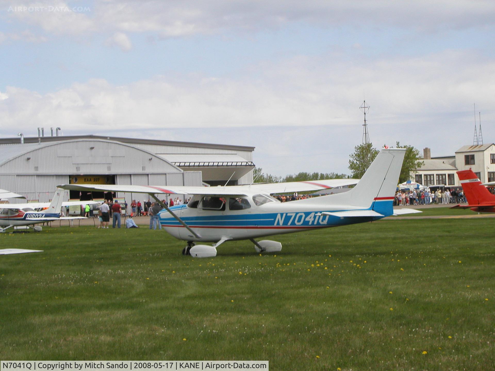 N7041Q, 1971 Cessna 172L C/N 17260341, Blaine Aviation Weekend '08.