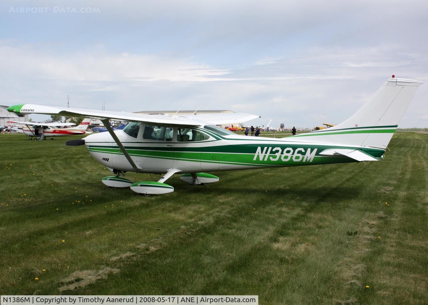 N1386M, 1971 Cessna 182P Skylane C/N 18260826, Parked at Anoka County, 1971 Cessna 182P Skylane, c/n 18260826