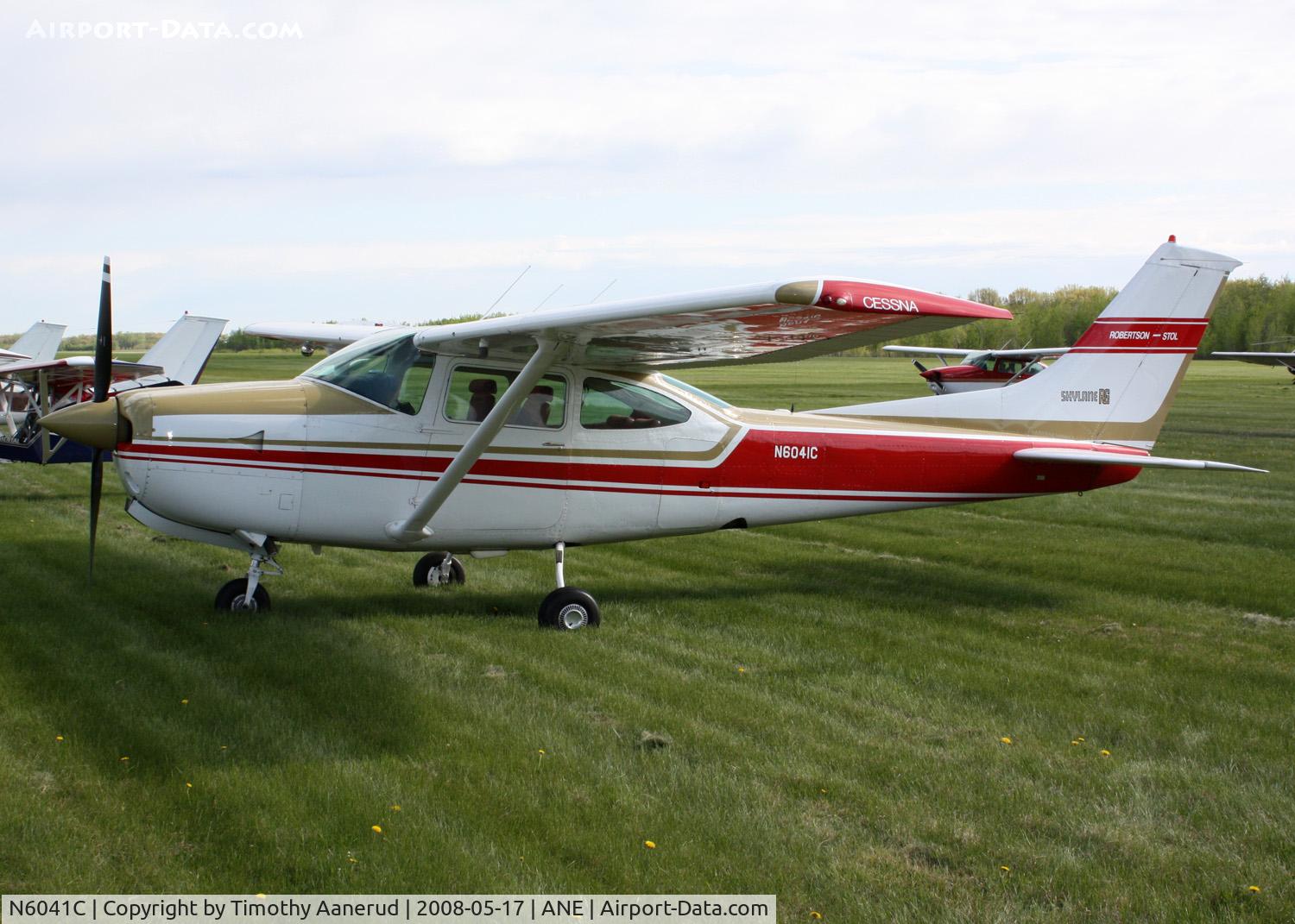 N6041C, 1978 Cessna R182 Skylane RG C/N R18200361, Blaine Aviation Weekend 2008