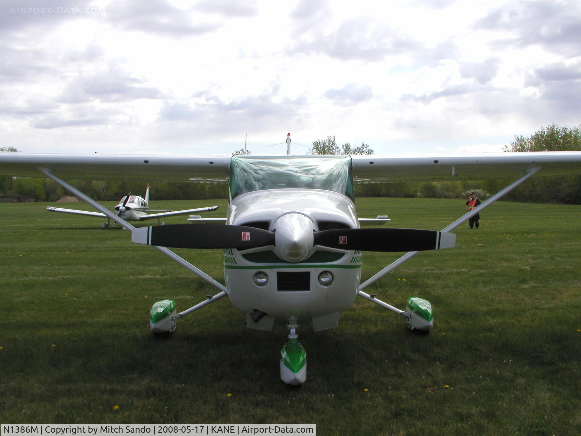 N1386M, 1971 Cessna 182P Skylane C/N 18260826, Blaine Aviation Weekend '08.