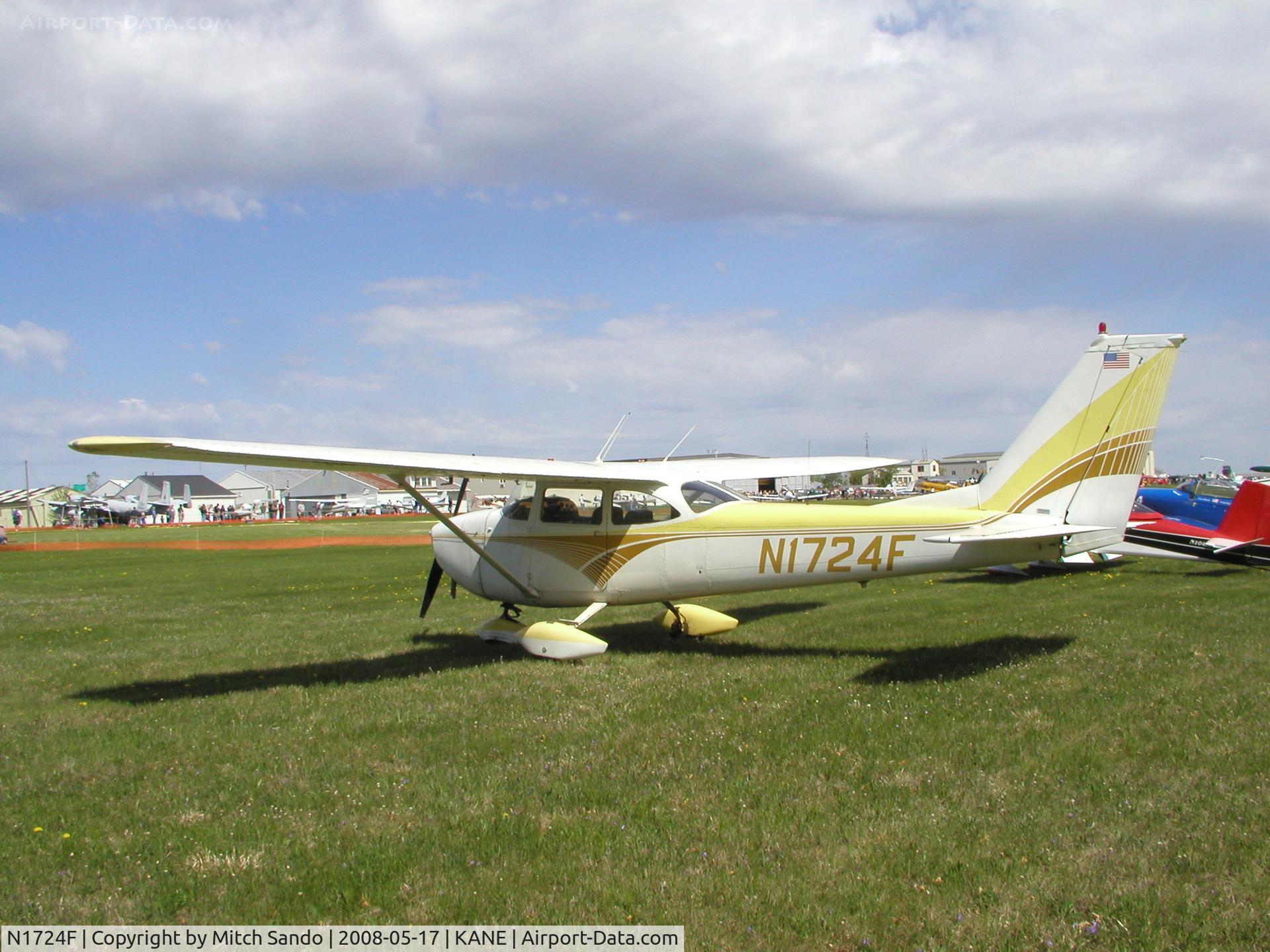 N1724F, 1966 Cessna 172H C/N 17255119, Blaine Aviation Weekend '08.