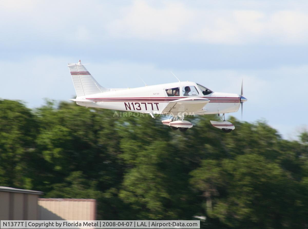 N1377T, 1972 Piper PA-28-140 C/N 28-7225487, PA-28-140