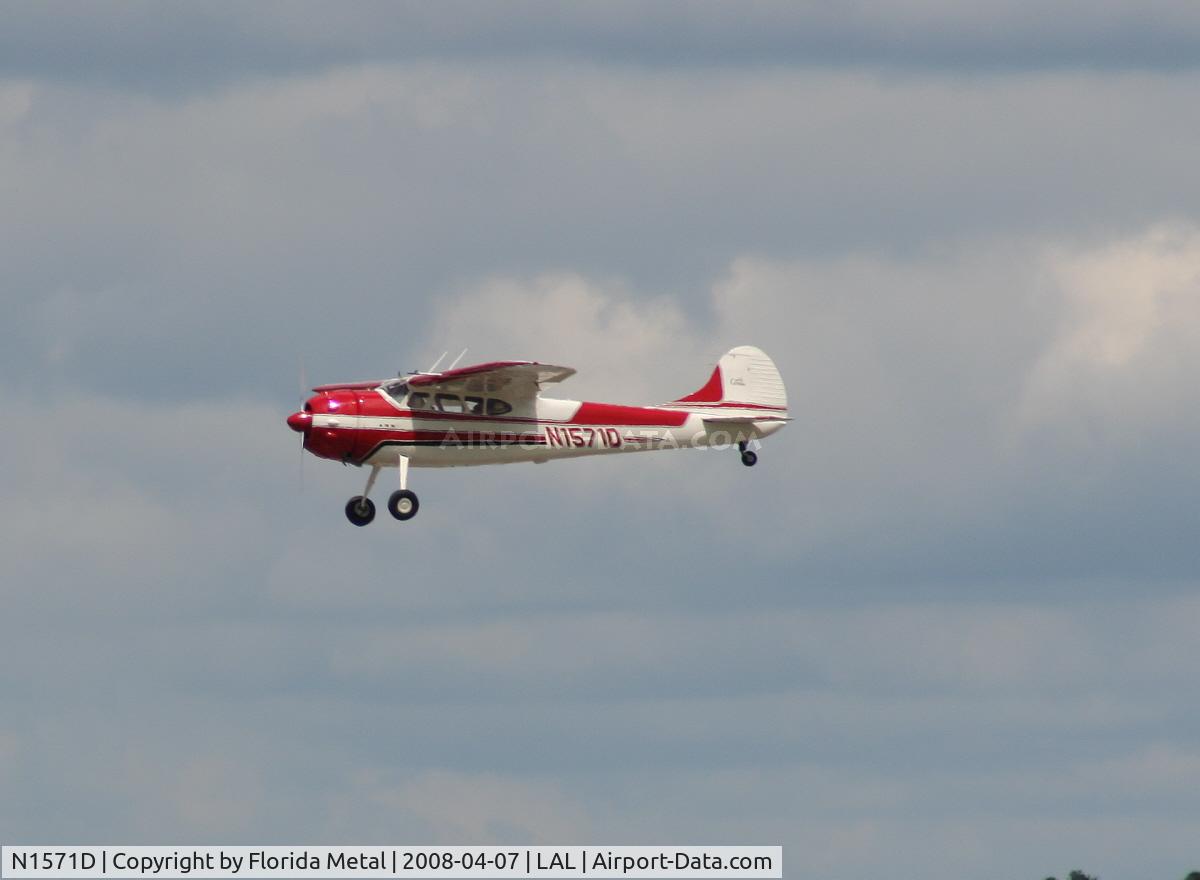 N1571D, 1952 Cessna 195A C/N 7793, Cessna 195A
