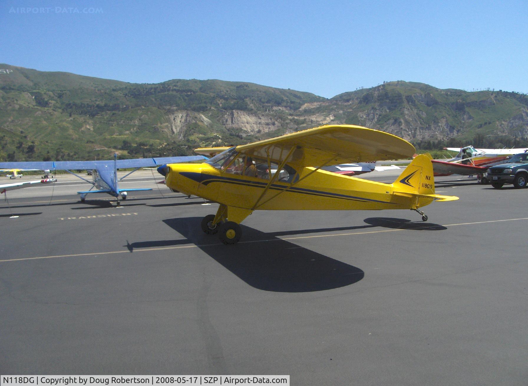 N118DG, 2008 Piper PA-18 Replica C/N 001, 2007 Ganzer XPA18, design looks like Piper PA-18, only one registered with FAA, Micro vortex generators, Experimental class, taxi to transient parking