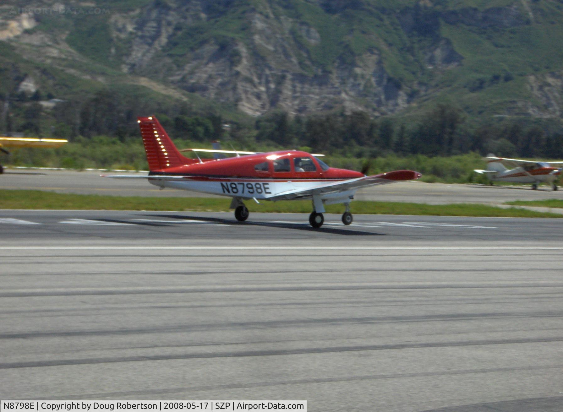 N8798E, 1976 Piper PA-28R-200 Cherokee Arrow II C/N 28R-7635215, 1976 Piper PA-28R-200 ARROW II, Lycoming O&VO-360 200 Hp, landing roll Rwy 22