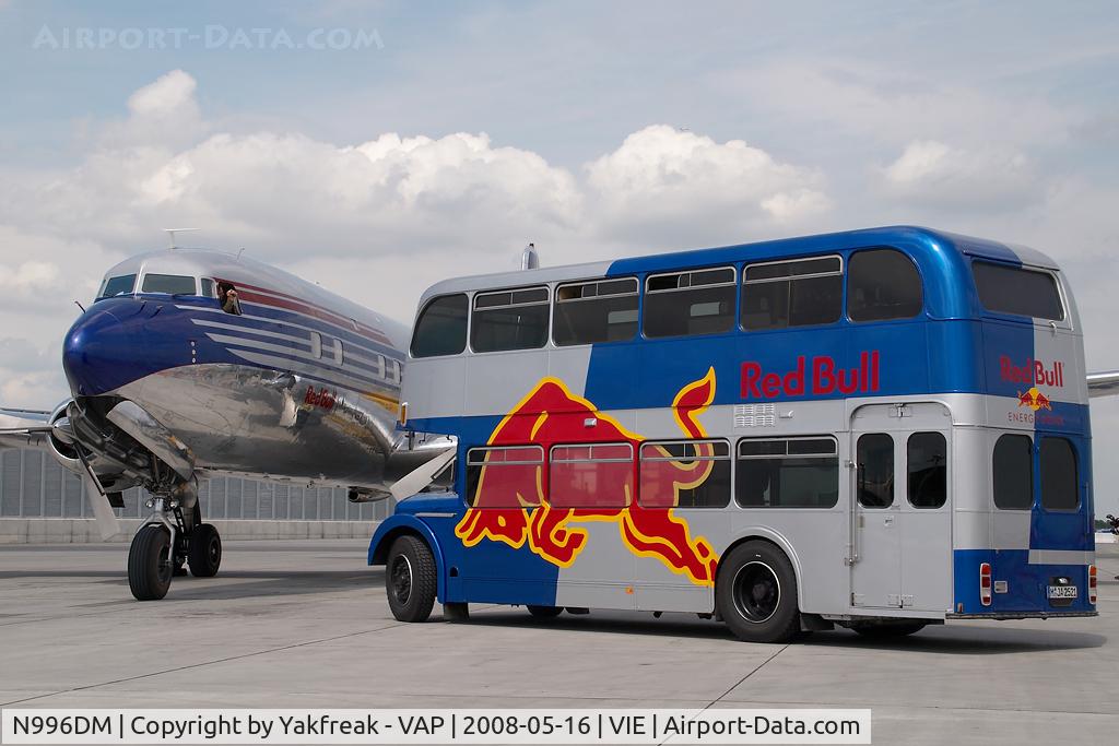 N996DM, 1958 Douglas DC-6B C/N 45563, Red Bull DC6