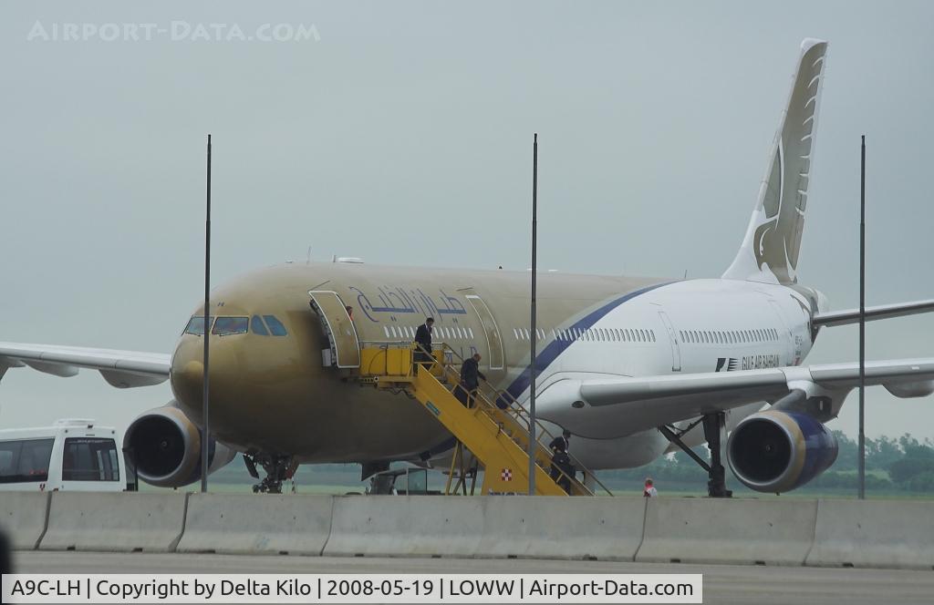 A9C-LH, 1998 Airbus A340-313X C/N 215, Gulf Air A-340-313X