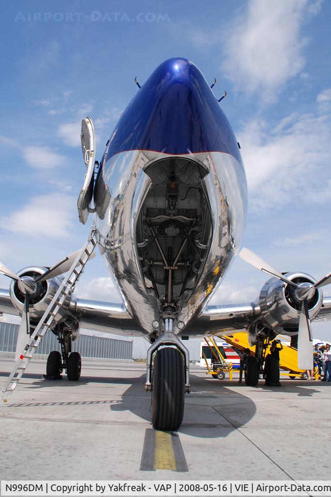 N996DM, 1958 Douglas DC-6B C/N 45563, Red Bull DC6