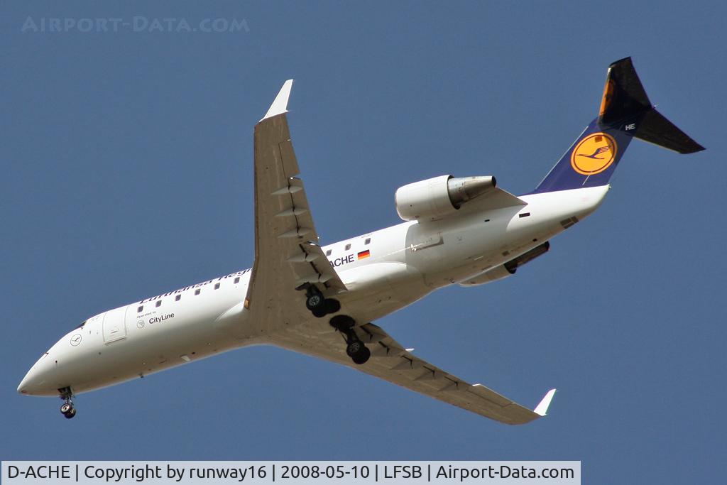 D-ACHE, 2000 Canadair CRJ-200LR (CL-600-2B19) C/N 7407, landing on rwy 34 - ILS-34 approach