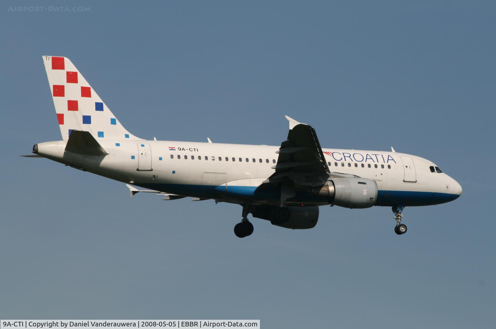 9A-CTI, 1999 Airbus A319-112 C/N 1029, flight OU456 is descending to rwy 02