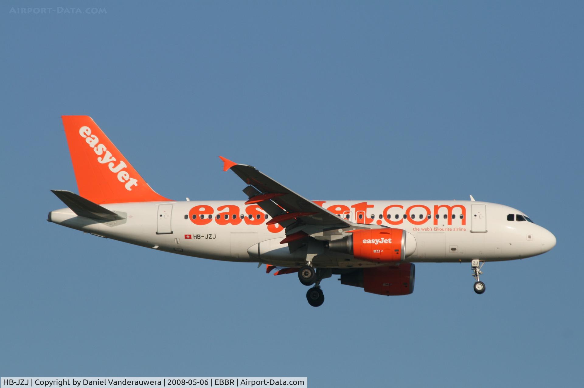 HB-JZJ, 2004 Airbus A319-111 C/N 2265, arrival of flight EZS1533 to rwy 02
