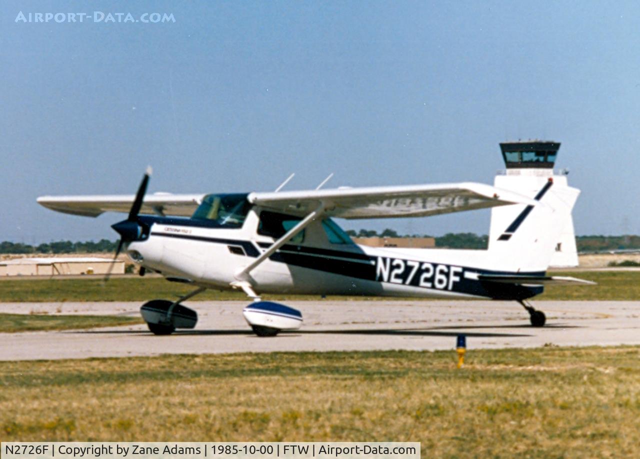 N2726F, 1979 Cessna 152 C/N 15282841, At Meacham Field