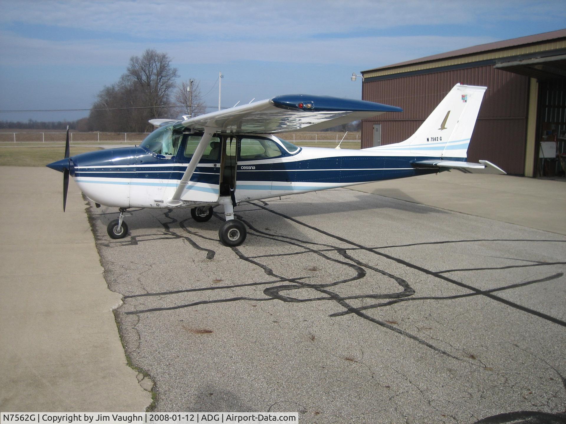 N7562G, 1970 Cessna 172L C/N 17259262, Cessna 172L N7562G
