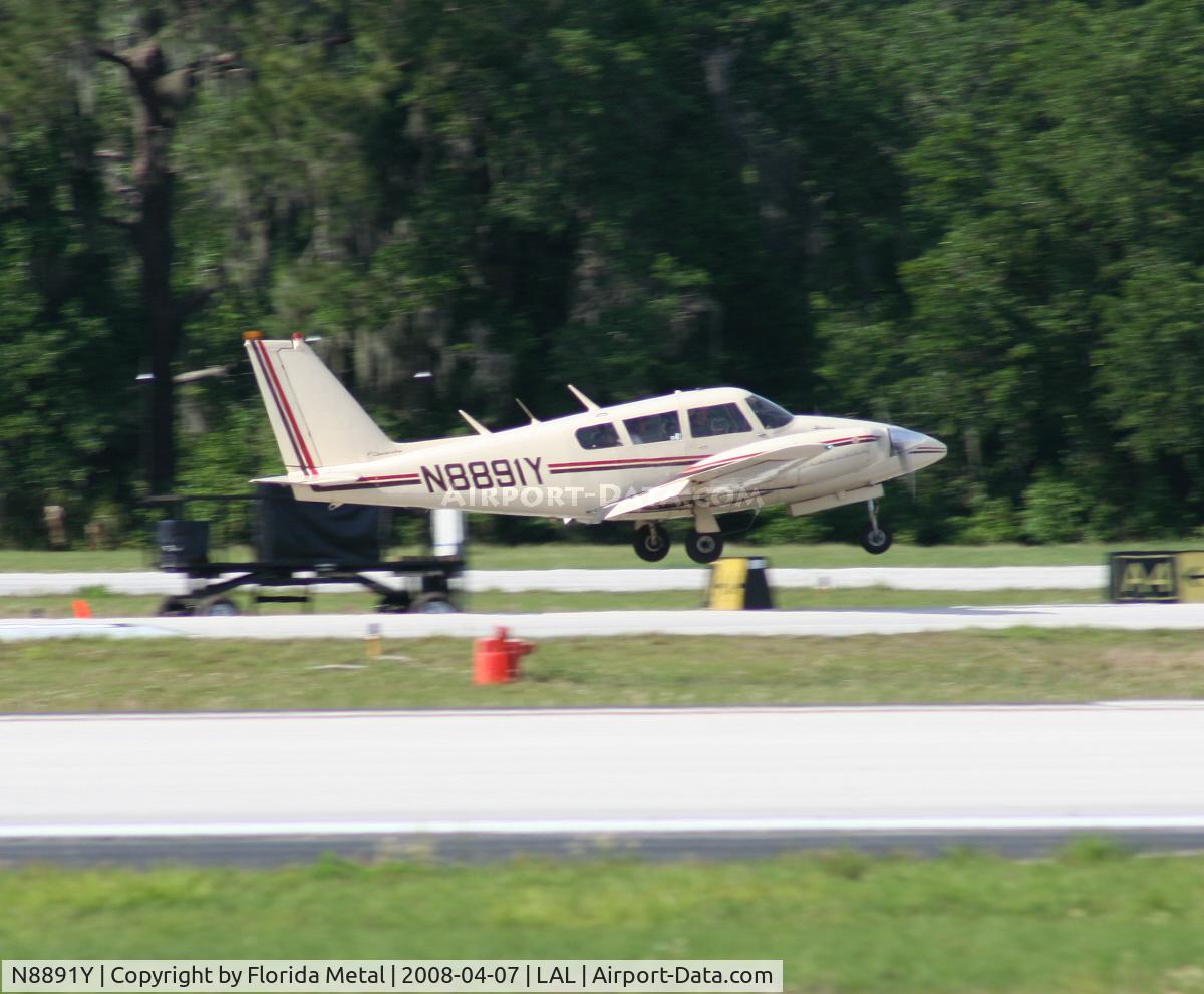 N8891Y, 1970 Piper PA-39-160 Twin Comanche C/R C/N 39-49, Piper PA-39