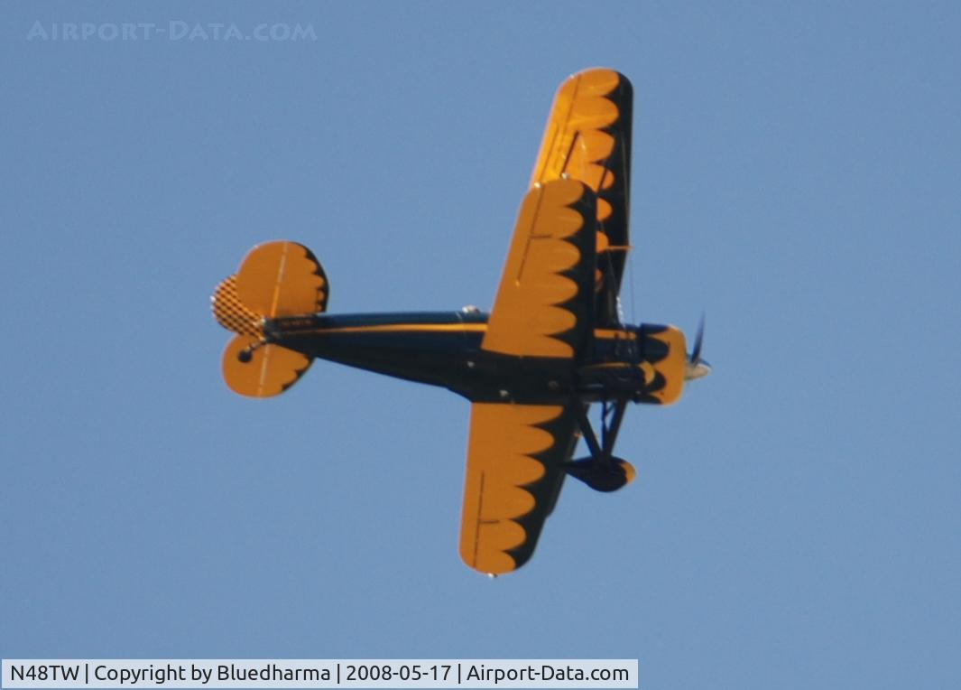 N48TW, 2003 WACO Taperwing T-10 Replica C/N 2501, Formation flight over West Denver.
