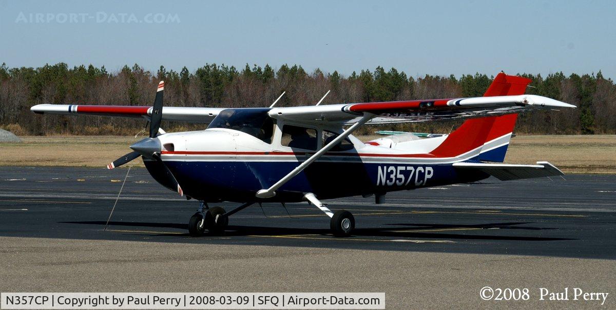 N357CP, 2005 Cessna 182T Skylane C/N 18281509, Pre-flight's done, time to roll