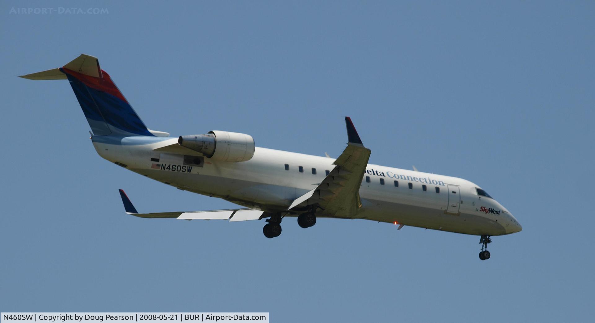 N460SW, 2003 Bombardier CRJ-200LR (CL-600-2B19) C/N 7803, Arriving at Bob Hope Airport