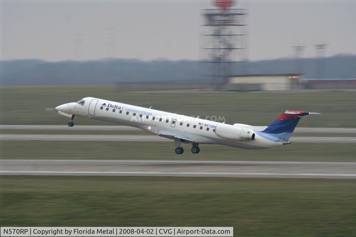 N570RP, 2004 Embraer ERJ-145LR (EMB-145LR) C/N 14500821, Delta Connection
