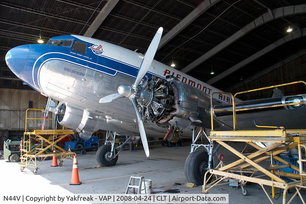 N44V, 1942 Douglas DC-3 C/N 4545, Piedmont Airlines Douglas DC3