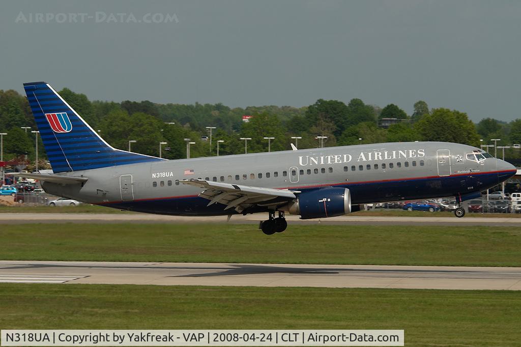 N318UA, 1988 Boeing 737-322 C/N 23950, United Airlines Boeing 737-300