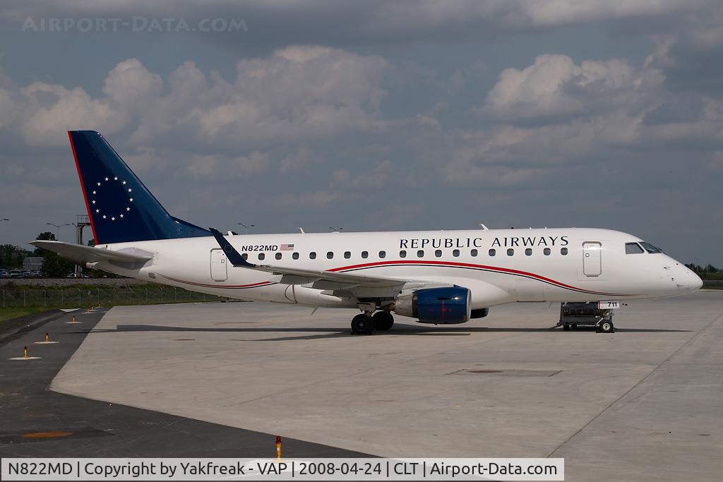 N822MD, 2004 Embraer 170SU (ERJ-170-100SU) C/N 17000043, Republic Airlines Embraer 170